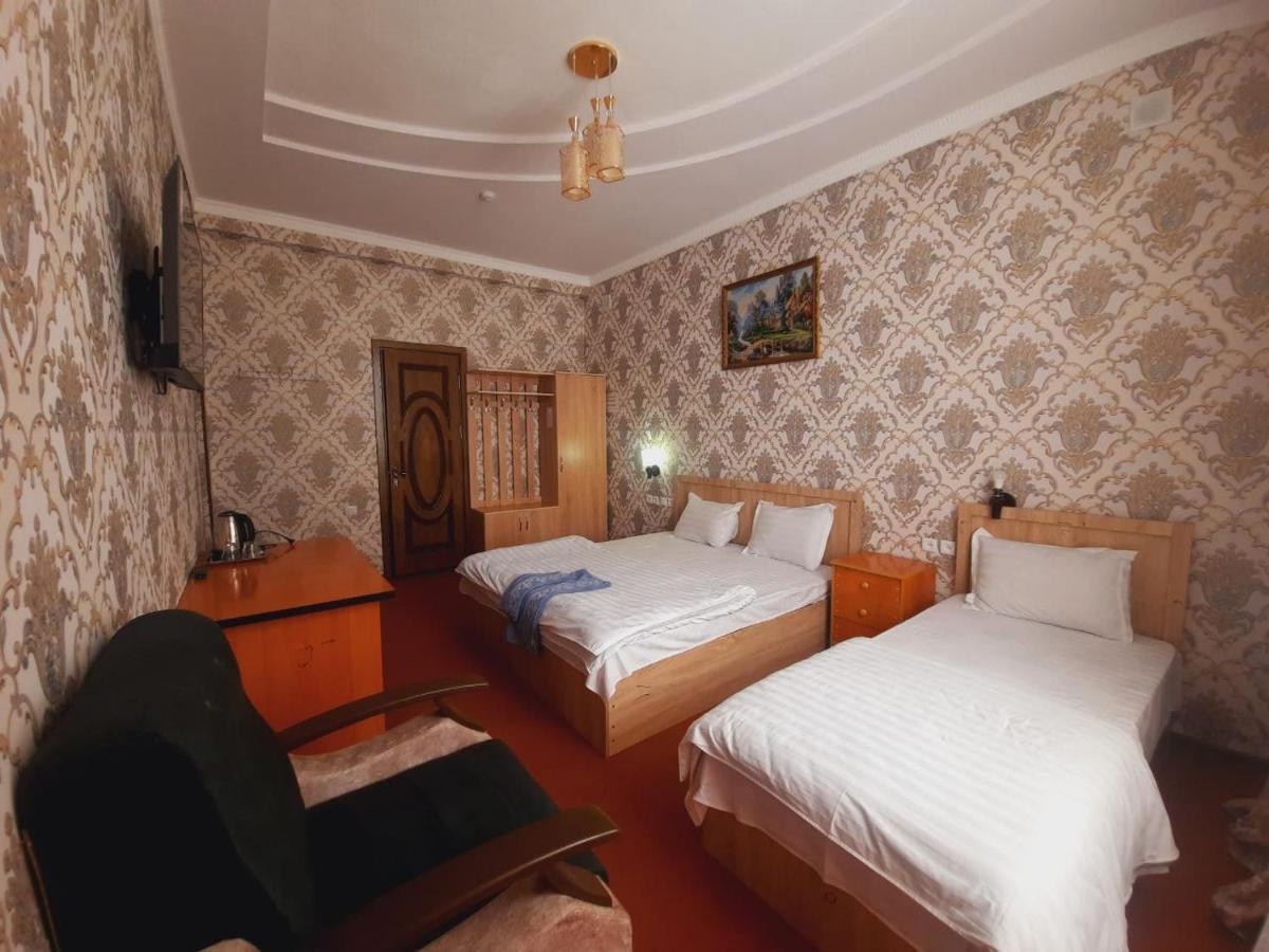 Hotel Зона Отдых Apachi В Горах Чимган Extérieur photo